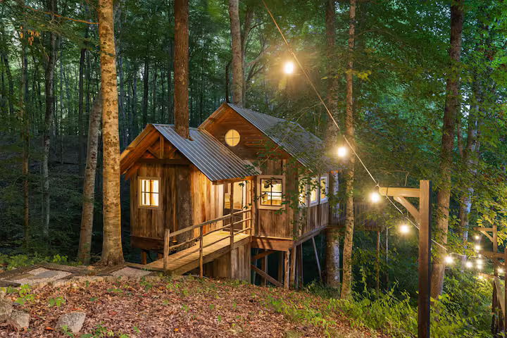 Treetop Hideaway